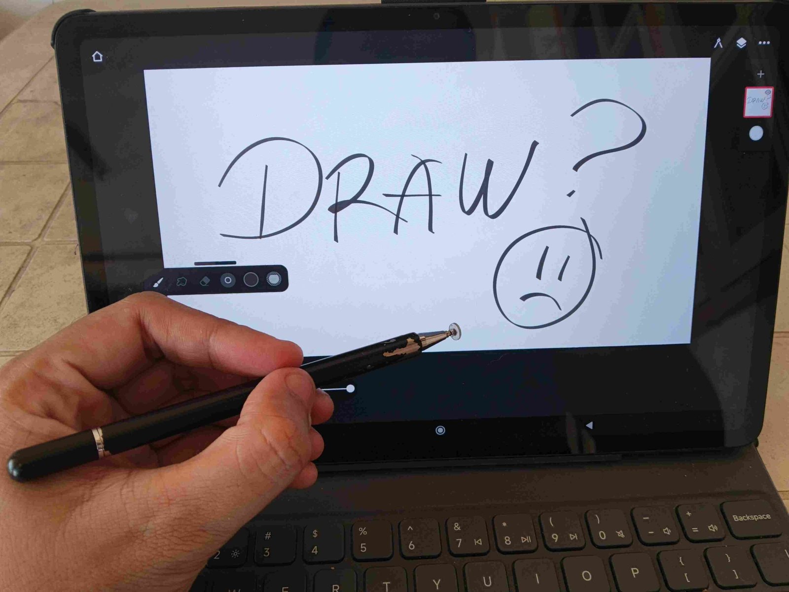 Thinking what should I draw on Infinite Painter with my mobile tablet.